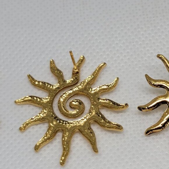 Classic Style Ear Studs Geometric Sun Stainless Steel 18K Gold Plated NEW - Picture 7 of 9